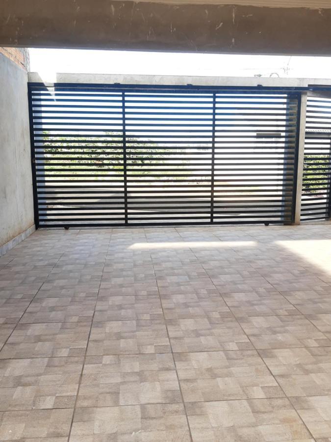 Casa Grande Em Arapongas Βίλα Εξωτερικό φωτογραφία